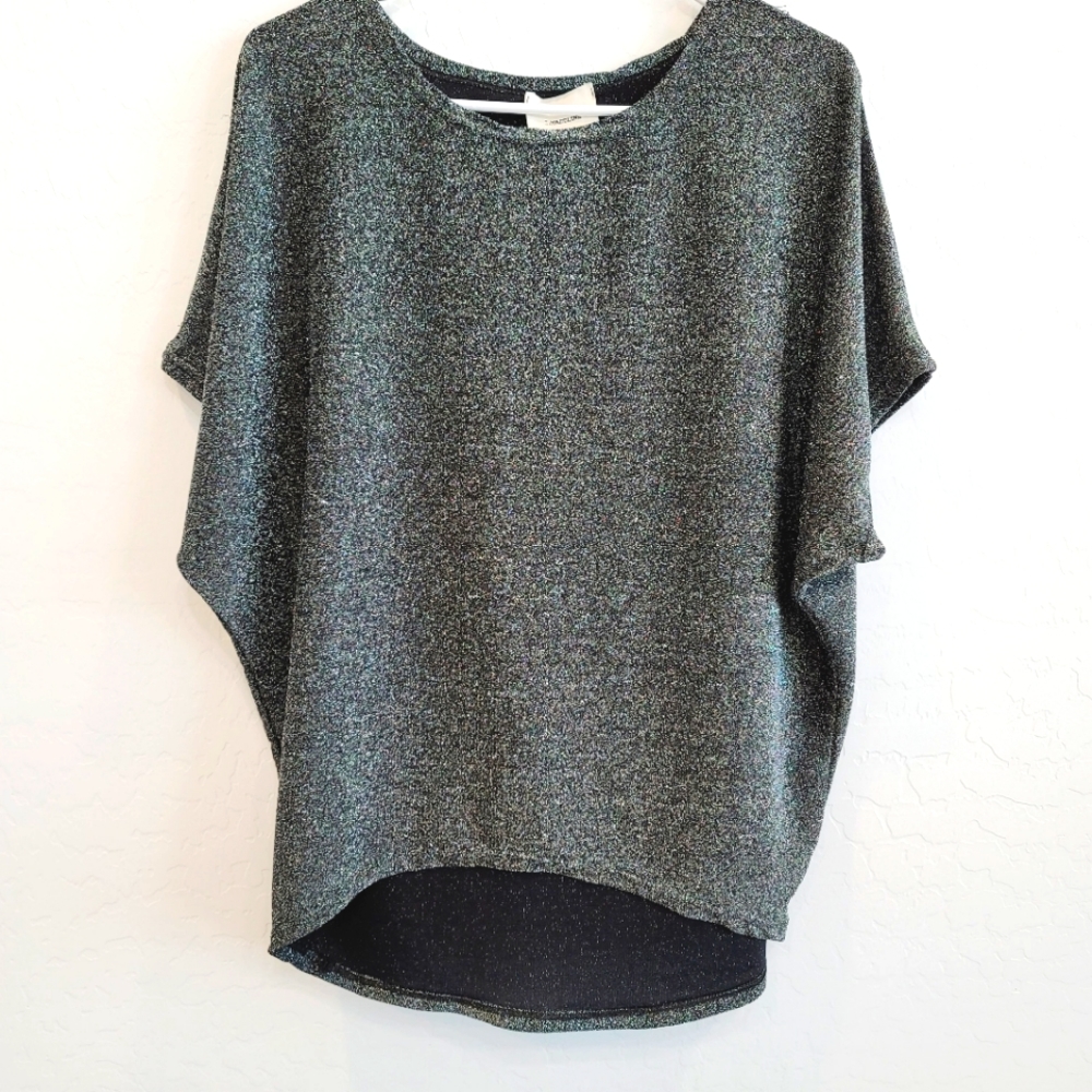 I. Madeline Black and Silver Blouse Size Small
